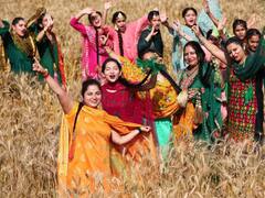 Devotees Celebrate Baisakhi Across The Country, Throng Gurudwaras. In Pics