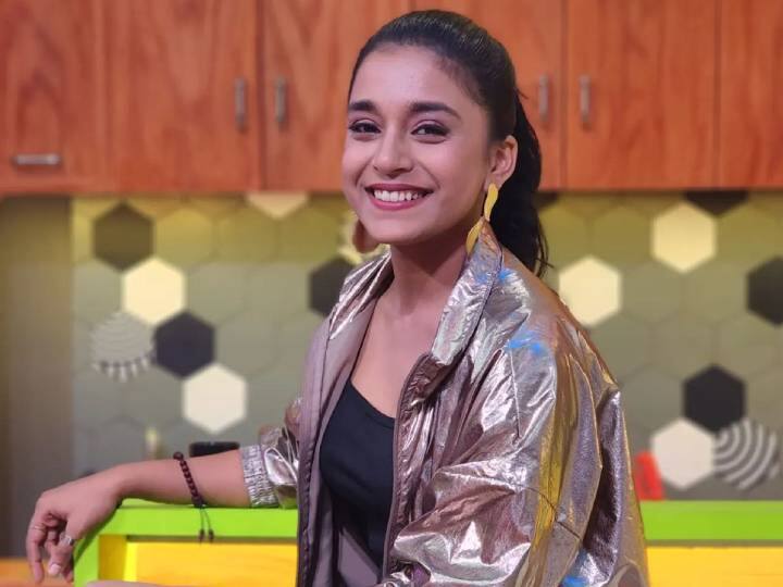 Sumbul Touqeer shared inside glimpse of her new house in a video watch it here Home Tour: अंदर से इतना खूबसूरत है Sumbul Touqeer का नया आशियाना, एक्ट्रेस ने दिखाई घर की Inside झलक