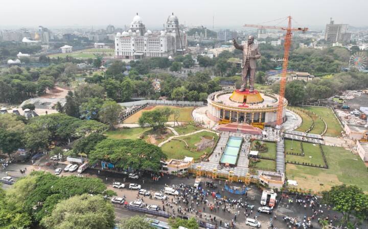 Kcr Unveils 125 Ft Tall Bronze Statue Of Dr Babasaheb Ambedkar On His 132nd Birth Anniversary