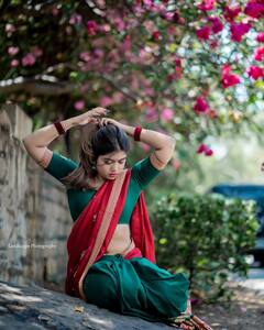 Rithu Chowdary Saree Photos : తెలుగు అందం - చీర కట్టిన రీతూ చౌదరి