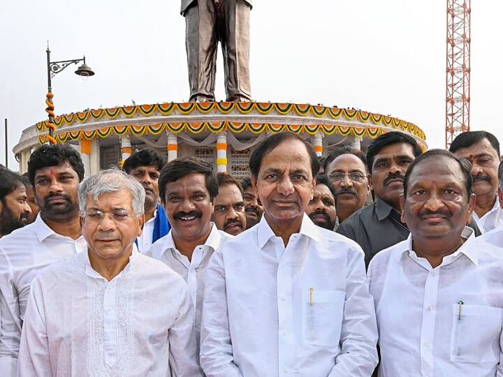 CM KCR Ambedkar grandson Prakash Ambedkar asks Hyderabad second capital of the country Delhi Pakistan National Capital: तेलंगाना से उठी हैदराबाद को देश की दूसरी राजधानी बनाने की मांग, जानिए क्या है पूरा मामला