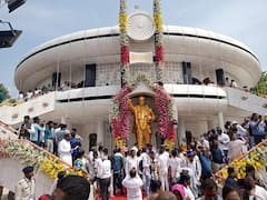 In Pics: अंबेडकर जयंती पर महू में राजनीतिक पार्टियों का जमावड़ा, 16 फीसद वोट बैंक को साधने की कोशिश, देखें तस्वीरें