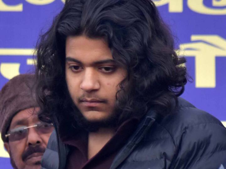 Asad Ahmed Funeral: आज सुपुर्द-ए-खाक होगा एनकाउंटर में मारा गया असद, माफिया अतीक बोला- मैं दुनिया का सबसे बदनसीब बाप atiq ahmed son asad ahmed funeral today Atiq said i am biggest unlucky father in the world Asad Ahmed Funeral: आज सुपुर्द-ए-खाक होगा एनकाउंटर में मारा गया असद, माफिया अतीक बोला- मैं दुनिया का सबसे बदनसीब बाप