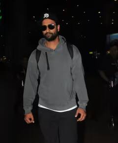 See Pics: ਕੈਟਰੀਨਾ ਕੈਫ ਤੇ ਵਿੱਕੀ ਕੌਸ਼ਲ ਨਜ਼ਰ ਆਏ ਏਅਰਪੋਰਟ, ਪ੍ਰਸ਼ੰਸਕਾਂ ਦੇ ਨਾਲ ਤਸਵੀਰਾਂ ਕਲਿੱਕ ਕਰਵਾ ਕੇ ਕੀਤਾ ਖੁਸ਼