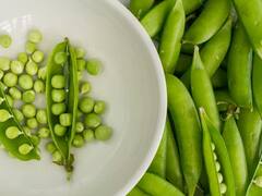Peas Peel: मटर के छिलकों को फेंकें नहीं, बना लें ये टेस्टी चीजें, इसे खाने से कई बीमारियां हो सकती हैं दूर