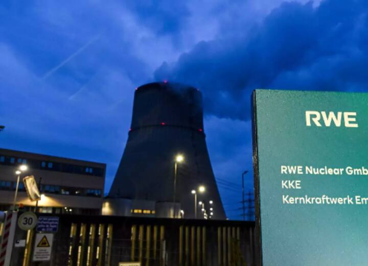 Germany shut down all three of its nuclear power plants Germany: जर्मनी ने बंद किए अपने तीनों न्यूक्लियर पावर प्लांट, यूक्रेन युद्ध की वजह से हुई एक साल की देरी