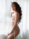 Jeniffer Piccinato PHOTO: વ્હાઈટ બિકીનીમાં હોટ લાગી રહી છે રામસેતુની હિરોઈન