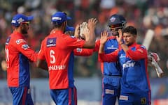 आरसीबीचा दिल्लीवर विजय, विराट कोहलीची अर्धशतकी खेळी