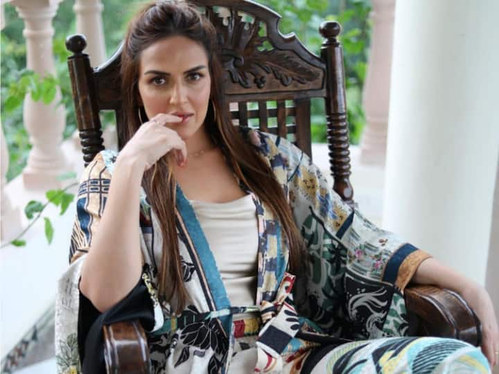Esha Deol used to travel in train and bus despite being the daughter of superstars, know the interesting reason