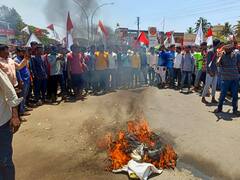 कर्नाटक: बीजेपी को वोट न देने की खुली सभा में शपथ, बंजारा पुजारी के खिलाफ आचार संहिता का मामला दर्ज