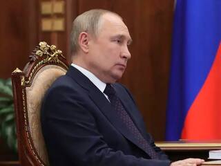 ਟਰੰਪ ਨੇ ਪੁਤਿਨ ਖ਼ਿਲਾਫ਼ ਚੁੱਕਿਆ ਵੱਡਾ ਕਦਮ, ਰੂਸ ਦੀਆਂ ਦੋ ਵੱਡੀਆਂ ਤੇਲ ਕੰਪਨੀਆਂ 'ਤੇ ਬੈਨ, ਜਾਣੋ ਭਾਰਤ 'ਤੇ ਇਸ ਦਾ ਕੀ ਪਏਗਾ ਅਸਰ?