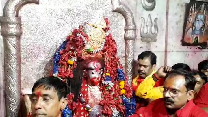 পয়লা বৈশাখের সকালে মঙ্গলারতি দিয়ে তারাপীঠে তারা মায়ের পুজো শুরু হয়েছে।
