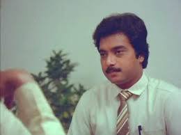 இந்த படத்திற்கு இளையராஜா இசையமைத்திருந்தார். இந்த படத்தின் பாடல்கள் இன்றளவும் எராளமான ரசிகர்களை கொண்டுள்ளது.