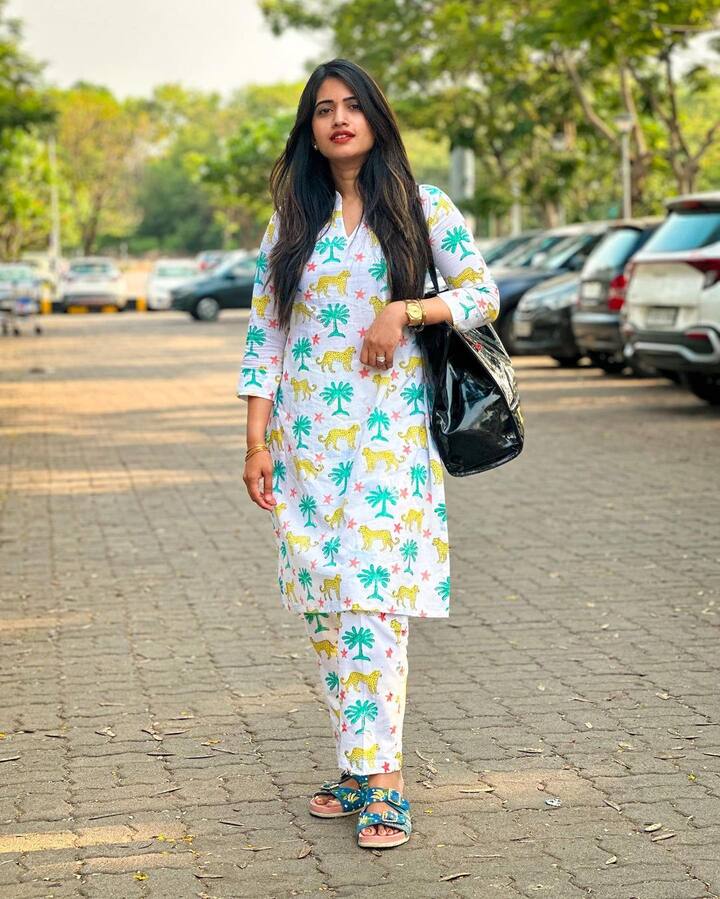 స్రవంతి చొక్కారపు అందమైన ఫోటోలు
