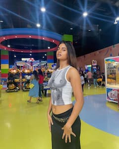 Uorfi Javed के नक्शे कदम पर चल रही हैं Megha Shah, एक्ट्रेस के टॉप ने बटौरी लाइमलाइट