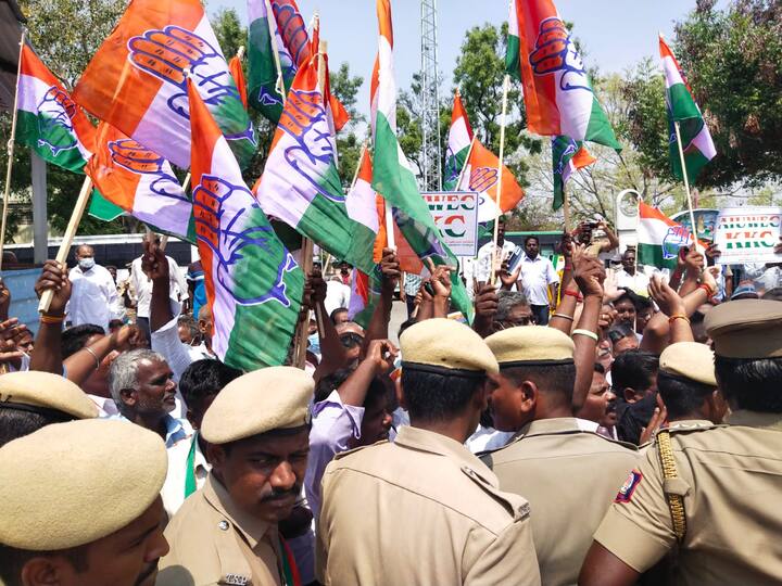 In Kanchipuram, the Congress workers who were staging a protest at a railway station were stopped by the police (Credit: ABP Nadu)