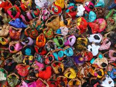 भीड़ क्या है? कब आपको इससे बाहर निकल जाना चाहिए? यहां समझिए