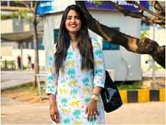 Sravanthi Chokarapu: ఎయిర్ పోర్టులో అందాల ముద్దుగుమ్మ స్రవంతి చొక్కారపు