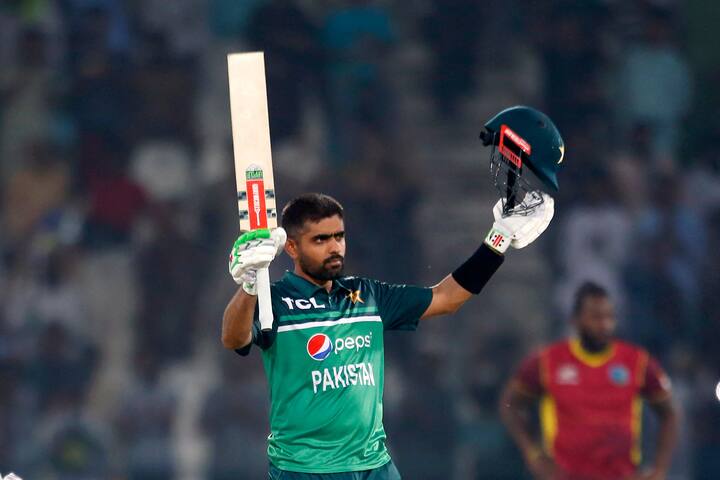 In PAK vs NZ 1st T20I, Babar Azam failed to make an impact as he got out after scoring just nine runs.