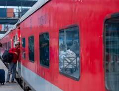 Indian Railways: ਰੇਲਵੇ ਦਾ ਨਵਾਂ ਇੰਤਜ਼ਾਮ, ਰਿਜ਼ਰਵੇਸ਼ਨ ਚਾਰਟ ਤੋਂ ਪਹਿਲਾਂ ਹੀ ਸੀਟ ਹੋ ਜਾਵੇਗੀ ਕਨਫਰਮ