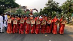 Poila Boisakh : রবীন্দ্রগান, আদিবাসী নৃত্য, ছৌ, বর্ণাঢ্য শোভাযাত্রায় বর্ষবরণ কসবায়