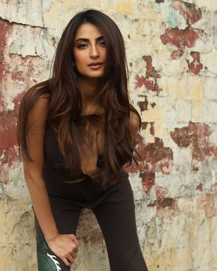 हाल ही में सिद्धार्थ कनन को इंटरव्यू देते हुए एक्ट्रेस ने कहा - 'मैं बहुत कम लोगों को देखती हूं कि वो पैप्स को एक्नॉलेज कर रहे हैं. ये पैप्स हमारे लिए कितना कुछ करते हैं.'