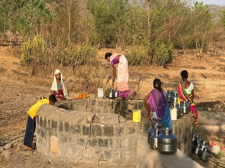 maharashtra News Jalna News Ban on water extraction in 17 villages of  Ambad taluka In Jalna District पाणी टंचाई! जालन्याच्या अंबड तालुक्यातील 17 गावांमध्ये पाणी उपसा करण्यास बंदी