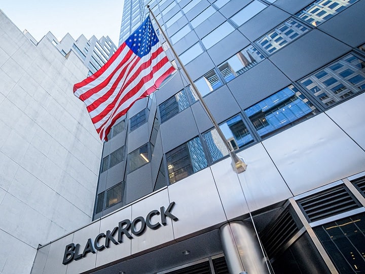 Blackrock assets rises over nine trillion dollar amid fund distribution global banking crisis Banking Crisis: बैंकों के डूबने से इस कंपनी को तगड़ा फायदा, भारत की जीडीपी से 3 गुणा हो गई संपत्ति