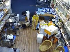 WATCH: Two Bike-borne Persons Snatch Delhi Woman’s Chain At Gunpoint