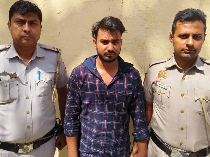Cyber Fraud Man Cheated Woman Through Matrimonial Sites Delhi Police Arrested ANN Cyber Fraud: दिल्ली में मेट्रोमोनियल साइट पर प्रोफाइल बनाकर महिला को लगाया लाखों का चूना, पुलिस ने ऐसे दबोचा