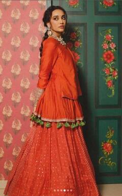 Surbhi Jyoti: ਕੰਨਾਂ 'ਚ ਝੁਮਕੇ, ਸ਼ਾਨਦਾਰ ਅੰਦਾਜ਼... ਸਧਾਰਨ ਸੂਟ ਪਾ ਕੇ ਖੂਬਸੂਰਤ ਲੱਗ ਰਹੀ ਸੀ ਸੁਰਭੀ ਜੋਤੀ, ਫੋਟੋਆਂ ਦੇਖ ਕੇ ਤੁਹਾਨੂ ਵੀ ਹੋ ਜਾਵੇਗਾ ਪਿਆਰ!