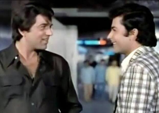 टीवी शो रामायण फेम एक्टर लेजेंड धर्मेंद्र के साथ.