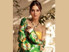 Divya Agarwal Raises Temperature In A Green And Yellow Outfit