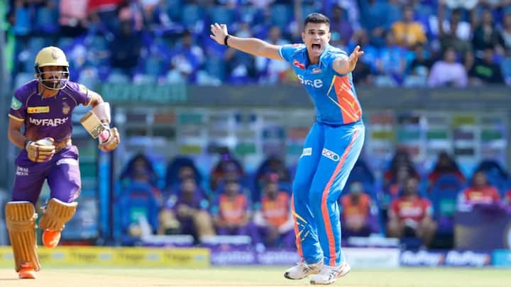 বল করতে যখন রান আপ ধরে দৌড়চ্ছেন, গোটা গ্যালারি তখন অর্জুন... অর্জুন... গর্জনে মুখর।