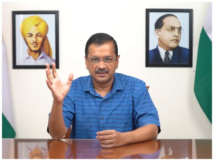 CBI हेडक्वार्टर में पूछताछ में जाने से पहले सीएम अरविंद केजरीवाल ने कहा, 'दिल्ली में चौतरफा विकास होने लगा जिसे देश के लोगों ने 75 सालों में नहीं देखा था.'