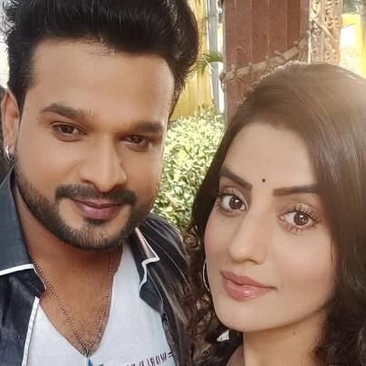 रितेश पांडे संग अक्षरा सिंह का विवाद इतना बड़ गया था कि एक्ट्रेस को उनके खिलाफ एफआईआर तक दर्ज करवानी पड़ी थी.