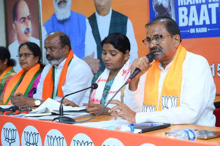 AP BJP Chief Somu Veerraju Comments ON MARGADARSI case DNN Somu Veerraju: మార్గదర్శి సంస్థ కేసులో ఏపీ ప్రభుత్వం తీరును తప్పుపట్టిన ఏపీ బీజేపీ చీఫ్ సోము వీర్రాజు