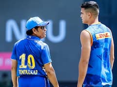 IPL खेलने वाले बाप-बेटे की पहली जोड़ी, अर्जुन तेंदुलकर के डेब्यू से सचिन की रिकॉर्ड लिस्ट में दर्ज हुआ एक और मुकाम