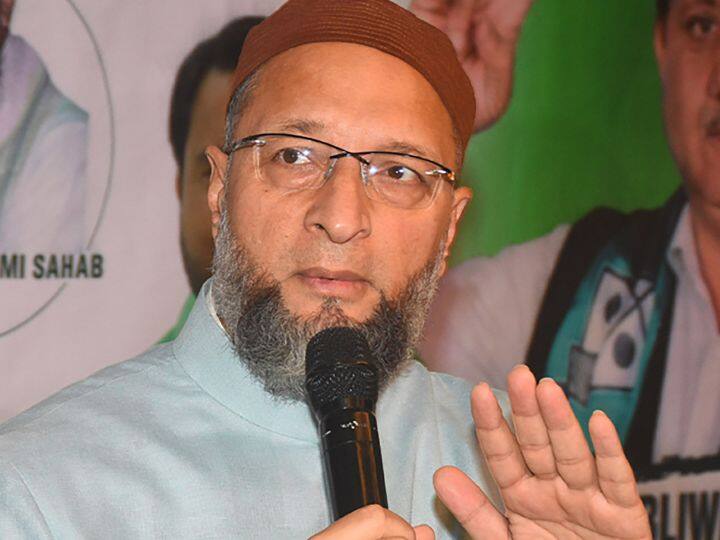 'पुलिस ने नहीं चलाई एक भी गोली', अतीक-अशरफ की हत्या पर भड़के ओवैसी, बोले- जश्न मनाने वाले... atiq ahmad ashraf ahmed shot dead asaduddin owaisi says Police did not fire single bullet 'पुलिस ने नहीं चलाई एक भी गोली', अतीक-अशरफ की हत्या पर भड़के ओवैसी, बोले- जश्न मनाने वाले...