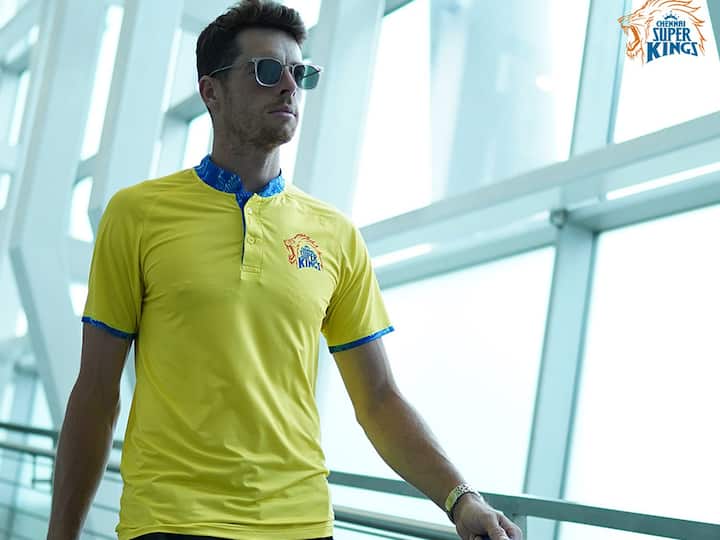 మిచెల్ శాంట్నర్ ఎంట్రీ