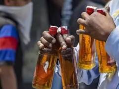 बिहार: पूर्वी चंपारण में जहरीली शराब पीने से 24 घंटों में 23 लोगों की मौत, 12 आरोपी गिरफ्तार 