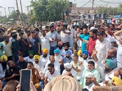 CBI दफ्तर के पास धरने पर बैठे सौरभ भारद्वाज, बोले- 'जांच में सहयोग के बाद भी झूठ...'