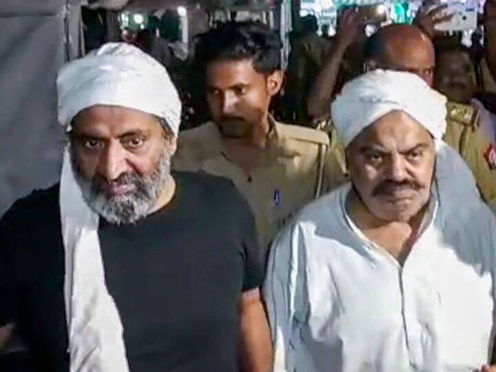 Atiq Ahmad Killed: सुरक्षा घेरे में अतीक अहमद की हत्या, पूरे यूपी में धारा 144, योगी की हाईलेवल मीटिंग | 10 बड़ी बातें Atiq Ahmad Ashraf Ahmed Shot Dead Akhilesh Yadav raised questions on law and order, suresh khanna said heavenly decision Atiq Ahmad Killed: सुरक्षा घेरे में अतीक अहमद की हत्या, पूरे यूपी में धारा 144, योगी की हाईलेवल मीटिंग | 10 बड़ी बातें