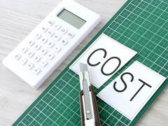 खर्च कम करने के लिए कंपनियों ने किया ऐसा-ऐसा काम, जानने पर नहीं रोक पाएंगे हंसी