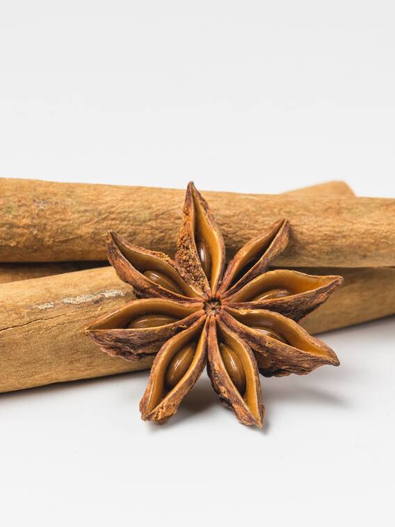 फूलों से भी निखरेगी खुबसूरती, ऐसे करना है इस्तेमाल