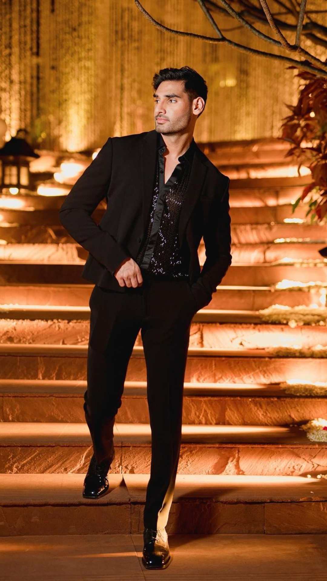 अहान शेट्टी का जन्म 28 दिसंबर 1995 को मुंबई में हुआ था अहान शेट्टी का जन्म 28 दिसंबर 1995 को मुंबई में हुआ था