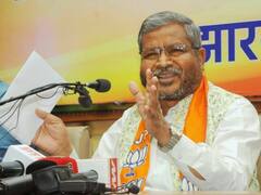 'सिर्फ हिंदुओं के पर्व में होती है पत्थरबाजी', हिंदू महापंचायत के कार्यक्रम में बोले पूर्व CM बाबूलाल मरांडी