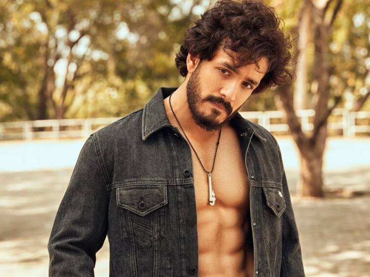 Akhil Akkineni Reaction on Naga Chaitanya And Sobhita Dhulipala Relationship Rumours Akhil Akkineni: నాగ చైతన్య - శోభిత ధూళిపాల డేటింగ్ పై స్పందించిన అఖిల్ అక్కినేని