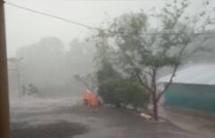 Rain: राज्यात विविध भागात अवकाळी पावसाचा तडाखा