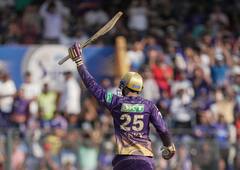 वानखेडेवर वेंकटेशचे वादळी शतक